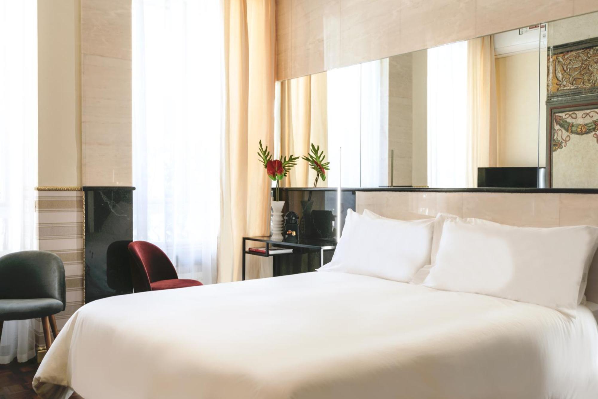 Riviere Private Rooms Alla Scala Mailand Exterior foto